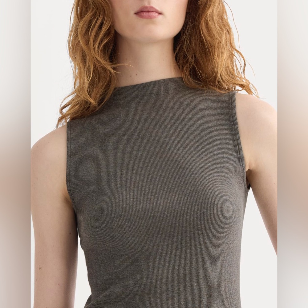 NWOT Everlane rib funnel neck top heather fatigue color 96% supima cotton